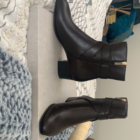 Looking for different style - Picture 5 of 9